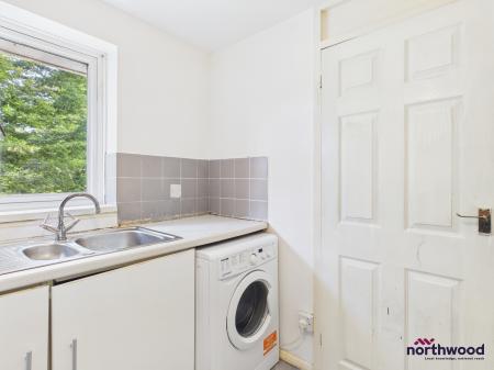 2 bedroom Flat for sale in Brackendale, Clive Vale, Hastings, TN35