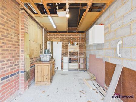 3 bedroom Detached house to let in Redwell Avenue, Bexhill-on-Sea, TN39