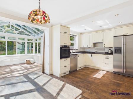 3 bedroom Detached house to let in Redwell Avenue, Bexhill-on-Sea, TN39