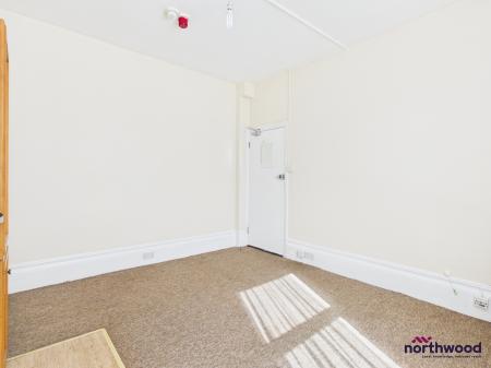 1 bedroom House share to let in Susans Road, Town Centre, Eastbourne, BN21