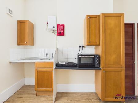 1 bedroom House share to let in Susans Road, Town Centre, Eastbourne, BN21