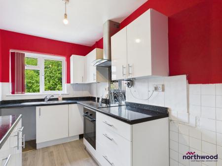 2 bedroom Flat to let in Eastbourne Road, Willingdon, Eastbourne, BN20