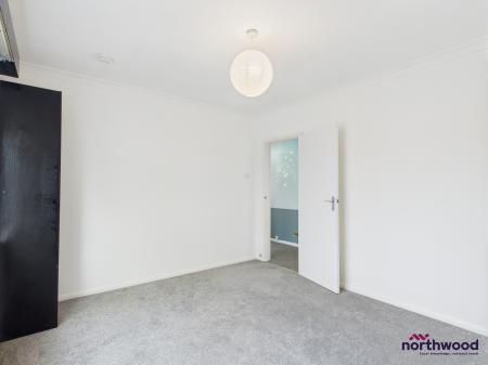 2 bedroom Flat to let in Eastbourne Road, Willingdon, Eastbourne, BN20