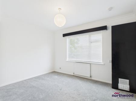 2 bedroom Flat to let in Eastbourne Road, Willingdon, Eastbourne, BN20