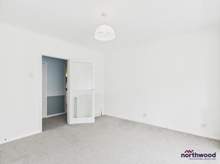 2 bedroom Flat to let in Eastbourne Road, Willingdon, Eastbourne, BN20