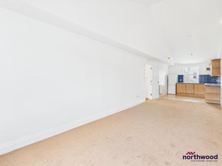 2 bedroom Flat to let in Robertson Terrace, Hastings, TN34