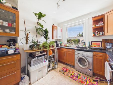1 bedroom Flat to let in Gardener Street, Portslade, Brighton and Hove, BN41