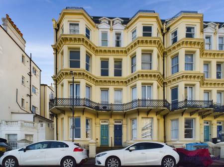 Queens Gardens, Eastbourne, BN21