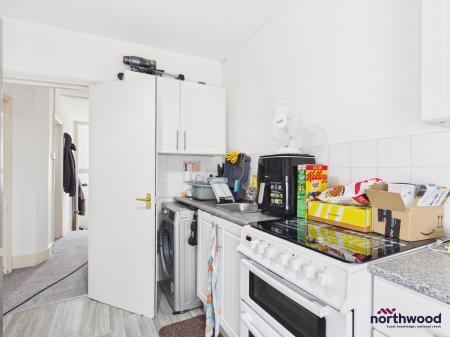 1 bedroom Flat to let in Elphinstone Road, Hastings, TN34