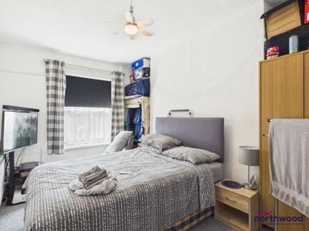 1 bedroom Flat to let in Elphinstone Road, Hastings, TN34
