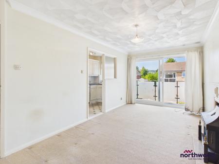 1 bedroom Flat to let in Ratton Road, Upperton, Eastbourne, BN21