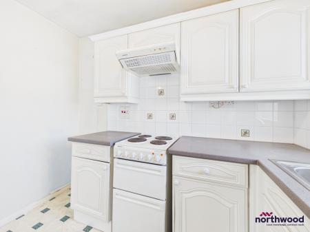 1 bedroom Flat to let in Ratton Road, Upperton, Eastbourne, BN21