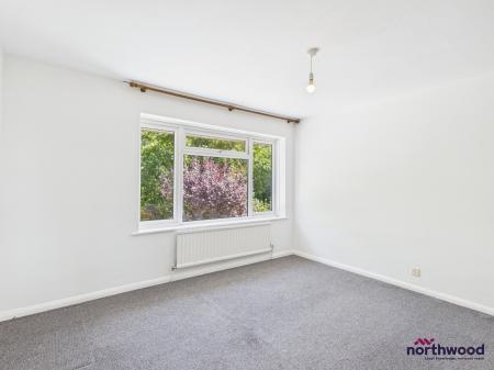 3 bedroom Semi-detached house to let in Downsview Way, Hailsham, BN27