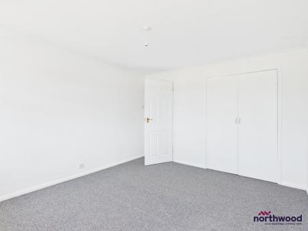3 bedroom Semi-detached house to let in Downsview Way, Hailsham, BN27