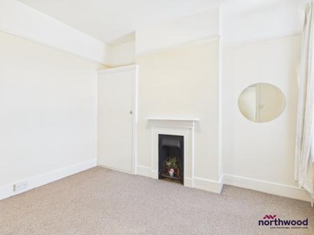 3 bedroom Terraced House to let in Royal Parade, Redoubt, Eastbourne, BN22