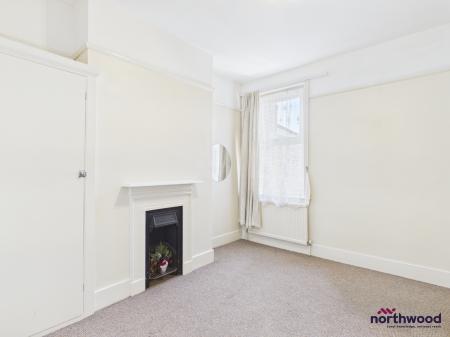 3 bedroom Terraced House to let in Royal Parade, Redoubt, Eastbourne, BN22