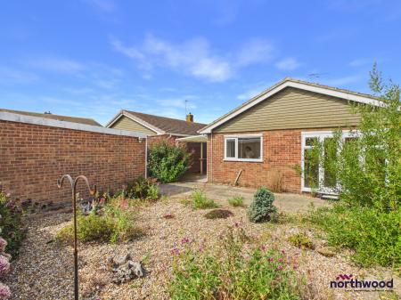 2 bedroom Bungalow for sale in Cunningham Drive, Langney Point, Eastbourne, BN23