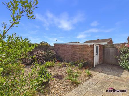 2 bedroom Bungalow for sale in Cunningham Drive, Langney Point, Eastbourne, BN23