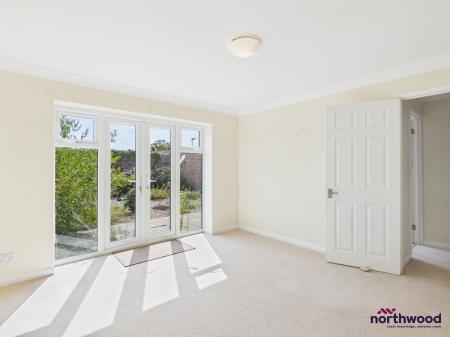 2 bedroom Bungalow for sale in Cunningham Drive, Langney Point, Eastbourne, BN23