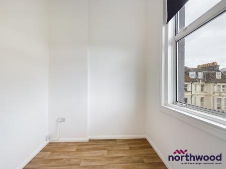 1 bedroom Flat to let in Cornwallis Gardens, Hastings, TN34