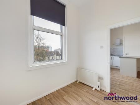 1 bedroom Flat to let in Cornwallis Gardens, Hastings, TN34