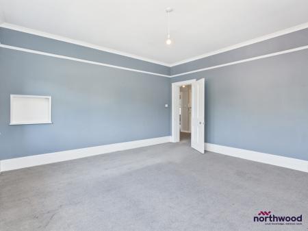 2 bedroom Flat to let in Grassington Road, Lower Meads, Eastbourne, BN20