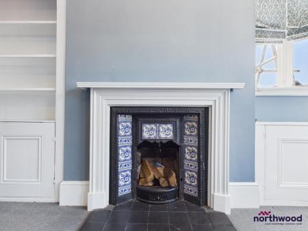 2 bedroom Flat to let in Grassington Road, Lower Meads, Eastbourne, BN20