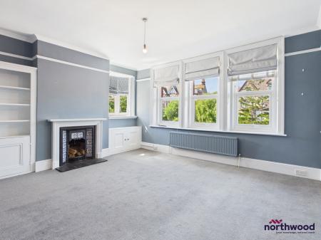 2 bedroom Flat to let in Grassington Road, Lower Meads, Eastbourne, BN20
