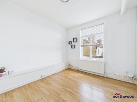 1 bedroom Flat to let in 1 Grange Road, Little Chelsea, Eastbourne, BN21