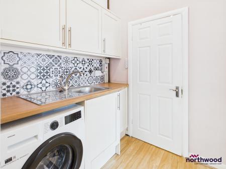 1 bedroom Flat to let in 1 Grange Road, Little Chelsea, Eastbourne, BN21