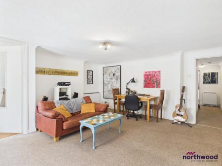 1 bedroom Flat to let in Cavendish Place, Town Centre, Eastbourne, BN21