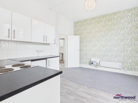 1 bedroom Flat to let in Howard Square, Eastbourne, BN21