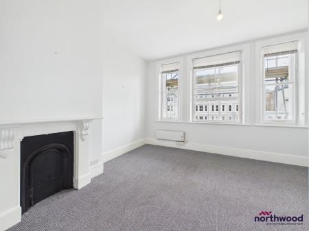1 bedroom Flat to let in Howard Square, Eastbourne, BN21