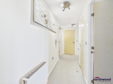 2 bedroom Apartment to let in Caroline Way, Sovereign Harbour North, Eastbourne, BN23