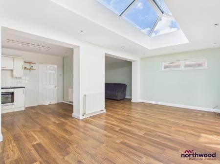 2 bedroom Bungalow to let in Gorringe Drive, Willingdon, Eastbourne, BN20