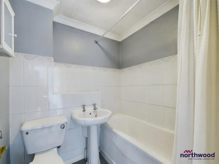 2 bedroom Terraced House to let in The Portlands, Sovereign Harbour South, Eastbourne, BN23