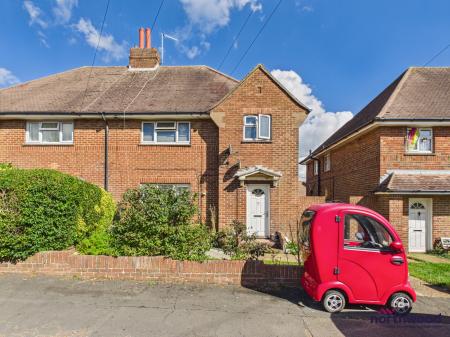 1 bedroom Flat for sale in Poynings Drive, Hangleton, Brighton and Hove, BN3