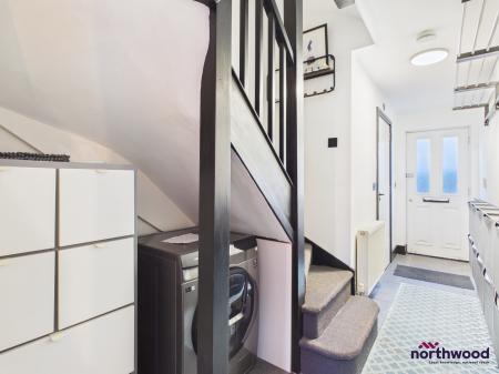 3 bedroom Town house to let in Lismore Road, Town Centre, Eastbourne, BN21