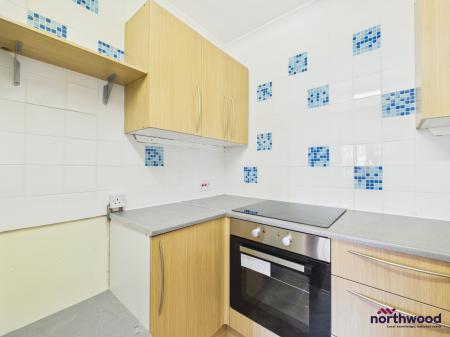 1 bedroom Flat to let in St Leonards Road, Upperton, Eastbourne, BN21