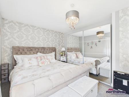 2 bedroom Terraced House to let in Percival Road, Hampden Park, Eastbourne, BN22