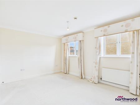 5 bedroom Town house to let in Barbuda Quay, Sovereign Harbour South, Eastbourne, BN23