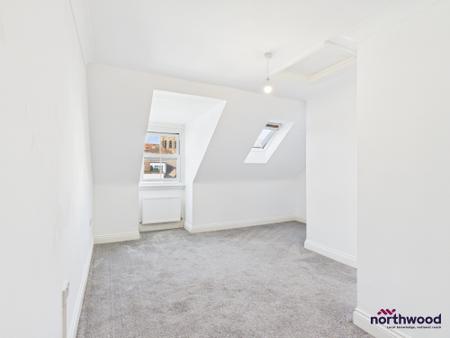4 bedroom Mews house to let in South Street, Little Chelsea, Eastbourne, BN21