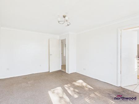 1 bedroom Flat for sale in Ellenslea Road, St. Leonards-On-Sea, TN37