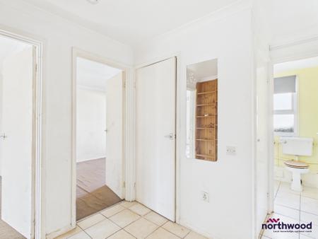 1 bedroom Flat for sale in Ellenslea Road, St. Leonards-On-Sea, TN37