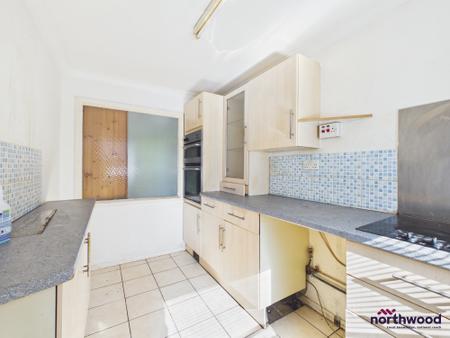 1 bedroom Flat for sale in Ellenslea Road, St. Leonards-On-Sea, TN37