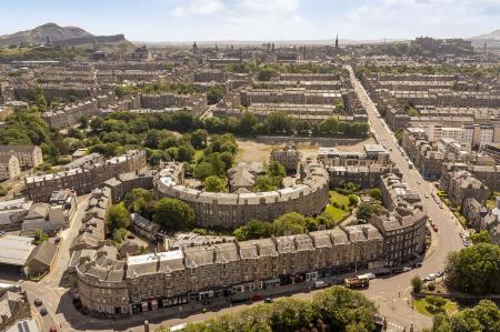 4 bedroom Duplex for sale in Brandon Terrace, New Town, Edinburgh, EH3