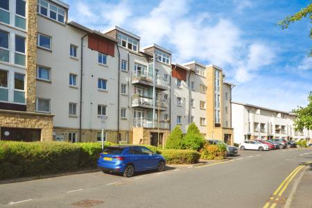 2 bedroom Flat to let in Allanfield Place, Leith, Edinburgh, EH7