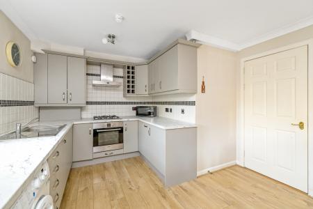 2 bedroom Flat for sale in 4B Warriston Road, EH3 5LQ