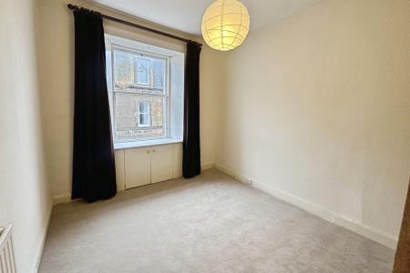 2 bedroom Flat to let in Roseneath Terrace, Edinburgh, EH9