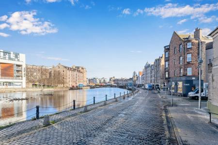 2 bedroom Flat for sale in 89/2 Henderson Street, Leith, Edinburgh